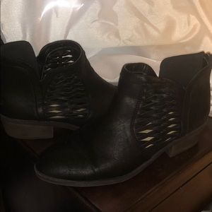 Just Fab Black Booties Size 11